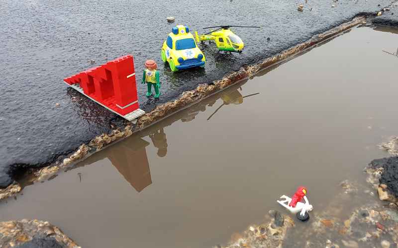 Illustrating Brightlingsea pothole pictures raise awareness – and a chuckle on Info Staging