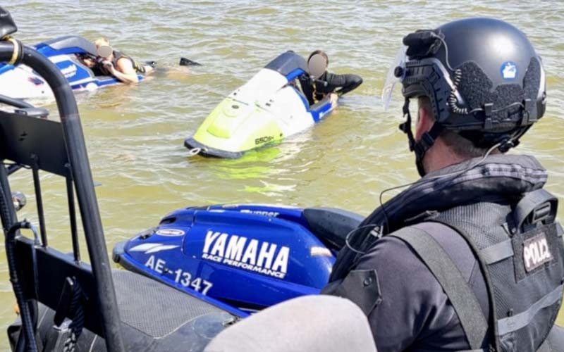 Illustrating Marine police respond to reports of speeding jetskiers off Brightlingsea on Brightlingsea Info