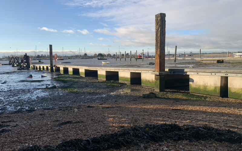 a floating jetty on the muc