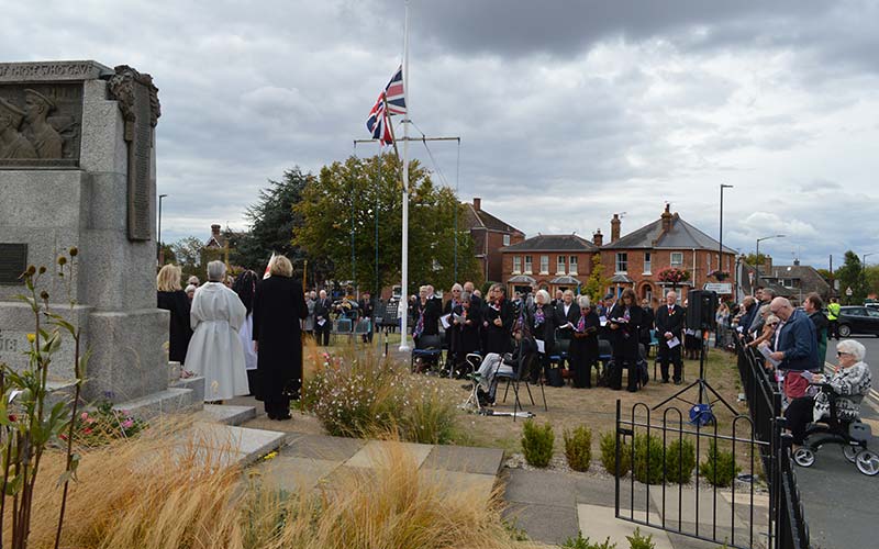 Illustrating Town gives thanks for Queen's life and service on Brightlingsea Info