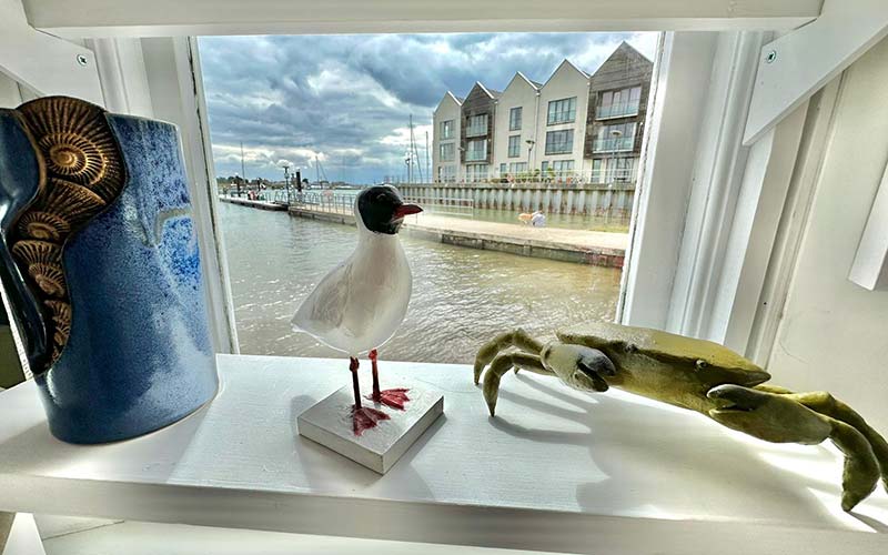 Illustrating Picture this: local artists feature in tiny gallery on Brightlingsea Info