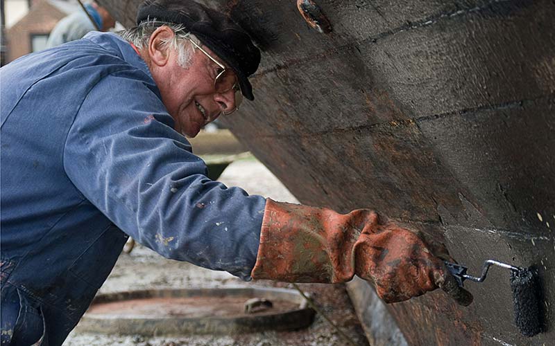 Illustrating Last of the line: Jim Lawrence, barge skipper, sailmaker and local character on Brightlingsea Info